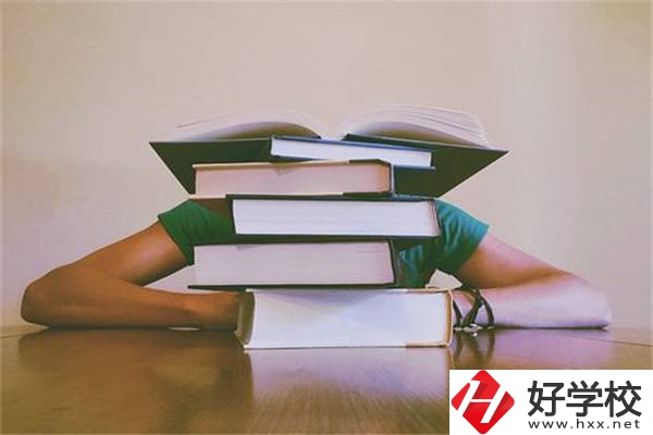 湖南參加中考對選職校的重要性，怎么才能選到好學(xué)校？