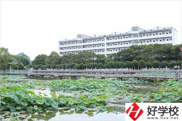 湖南省永州市工業(yè)貿(mào)易中等專業(yè)學(xué)校校園風光