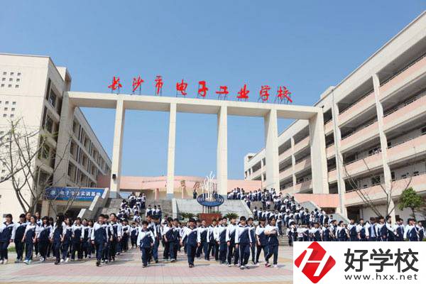 長沙市有哪些中專學校？它們學費貴不貴？